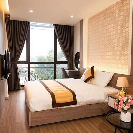 Delapong Hotel And Apartment Ha Noi Hanoi Exterior photo